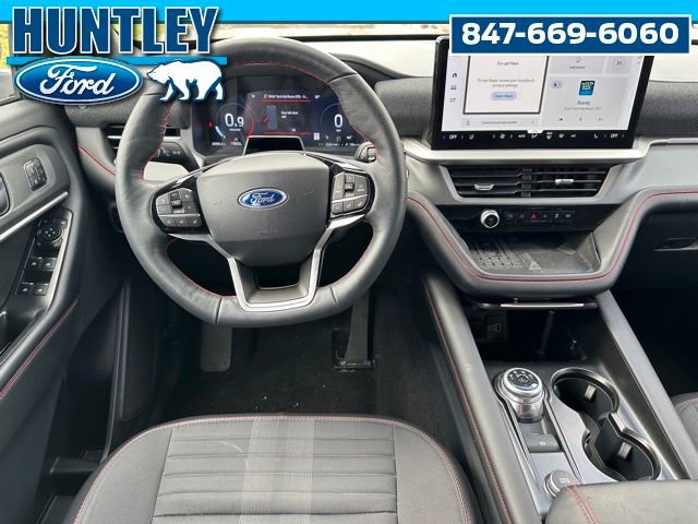 Used 2025 Ford Explorer ST-Line w/ Premium Package image 16