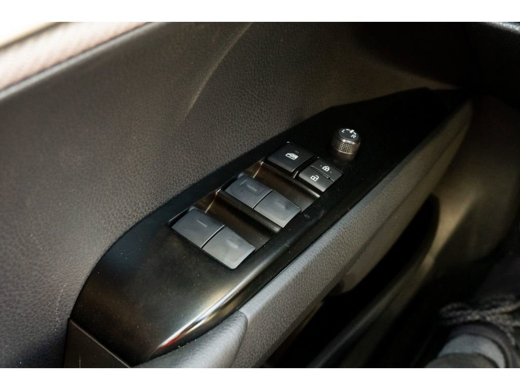 Used 2026 Toyota Camry SE FWD image 27