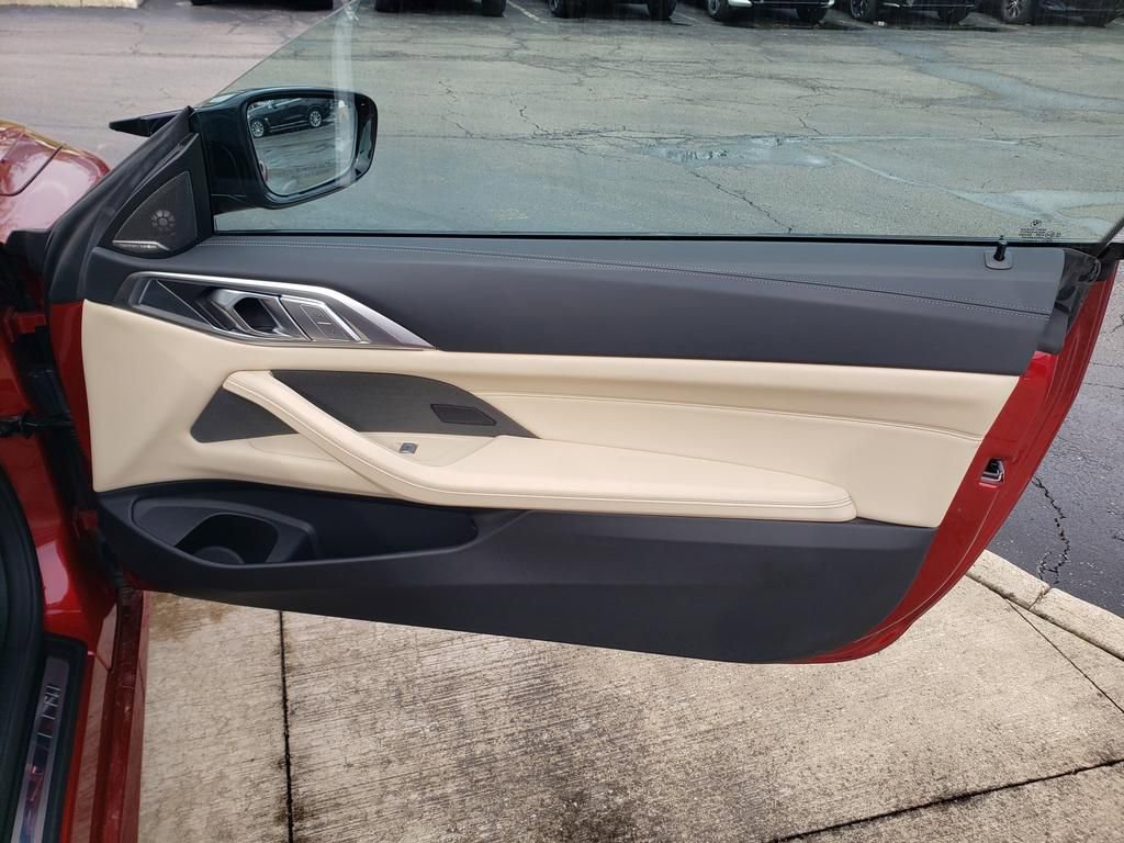 Certified 2025 BMW 440i xDrive Convertible w/ Premium Package image 12