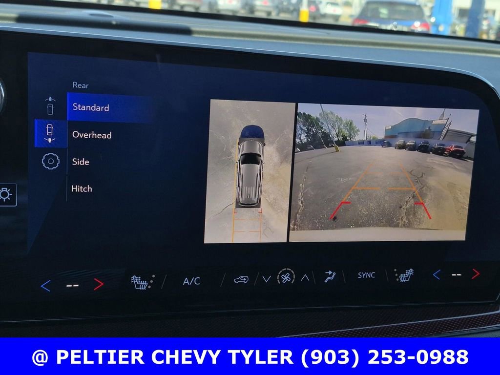 Used 2024 Chevrolet Traverse Z71 w/ LPO, Floor Liner Package image 25