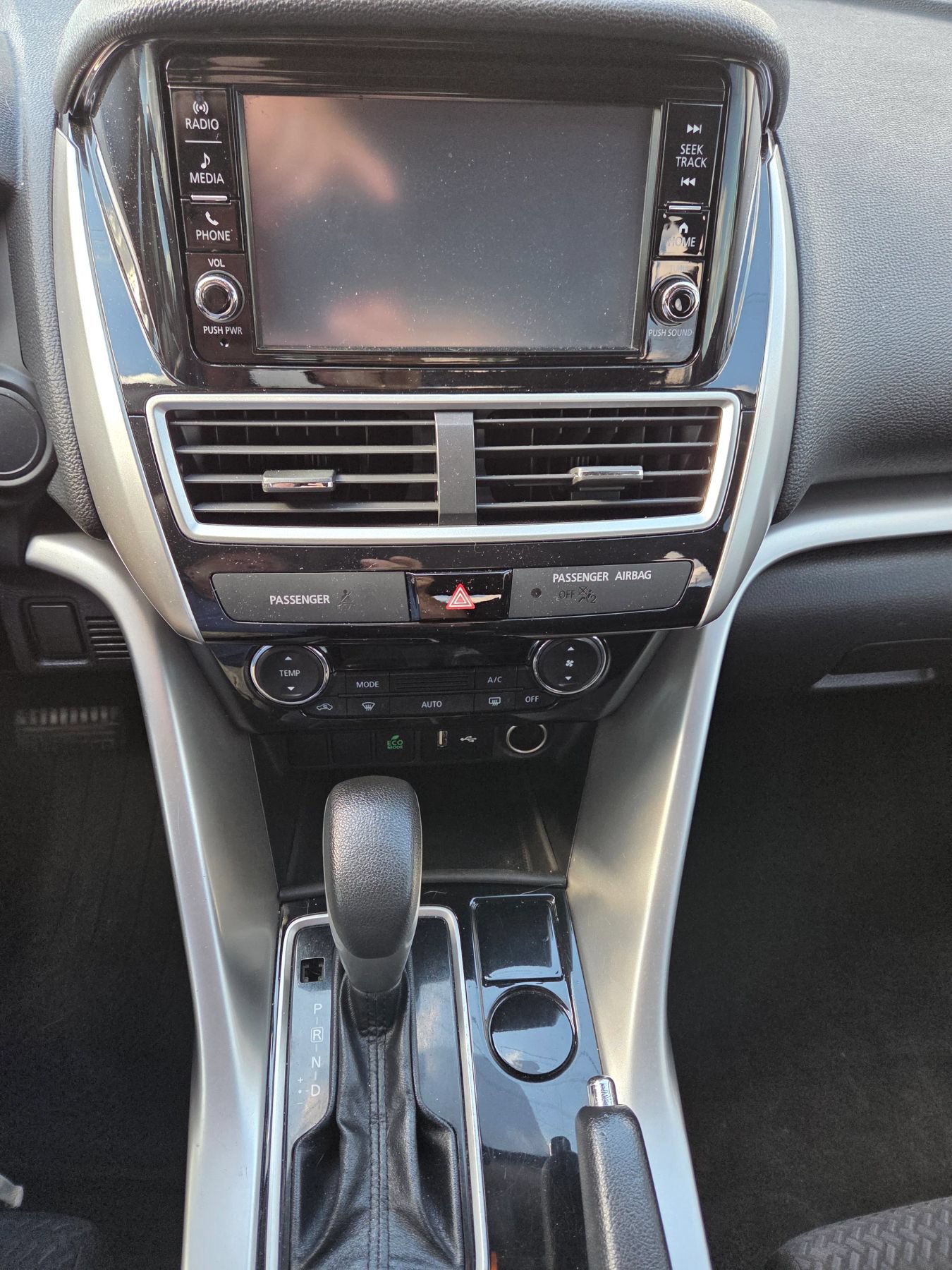 Used 2020 Mitsubishi Eclipse Cross ES FWD image 27