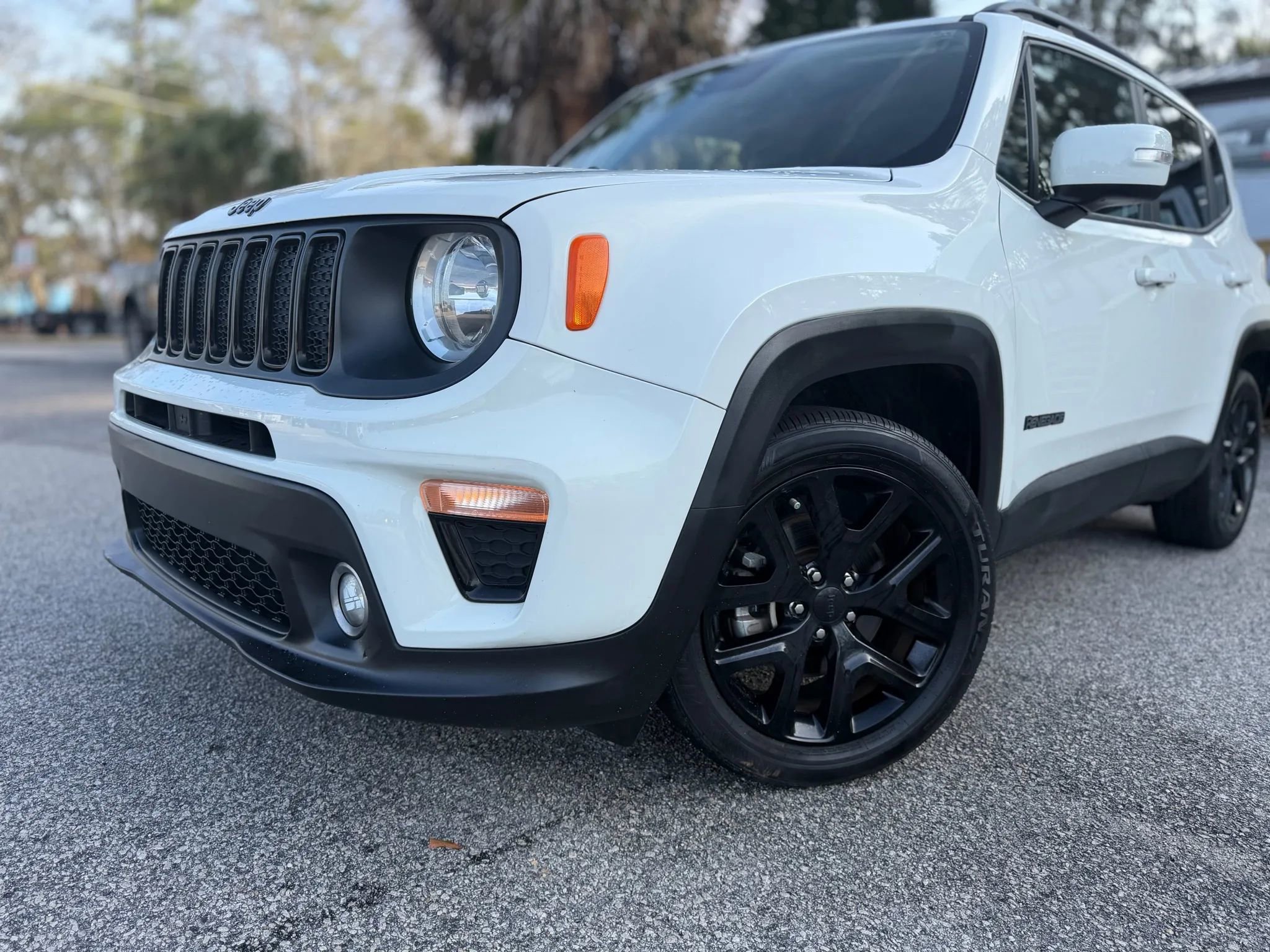 Used 2019 Jeep Renegade Altitude w/ Quick Order Package 2XM image 4