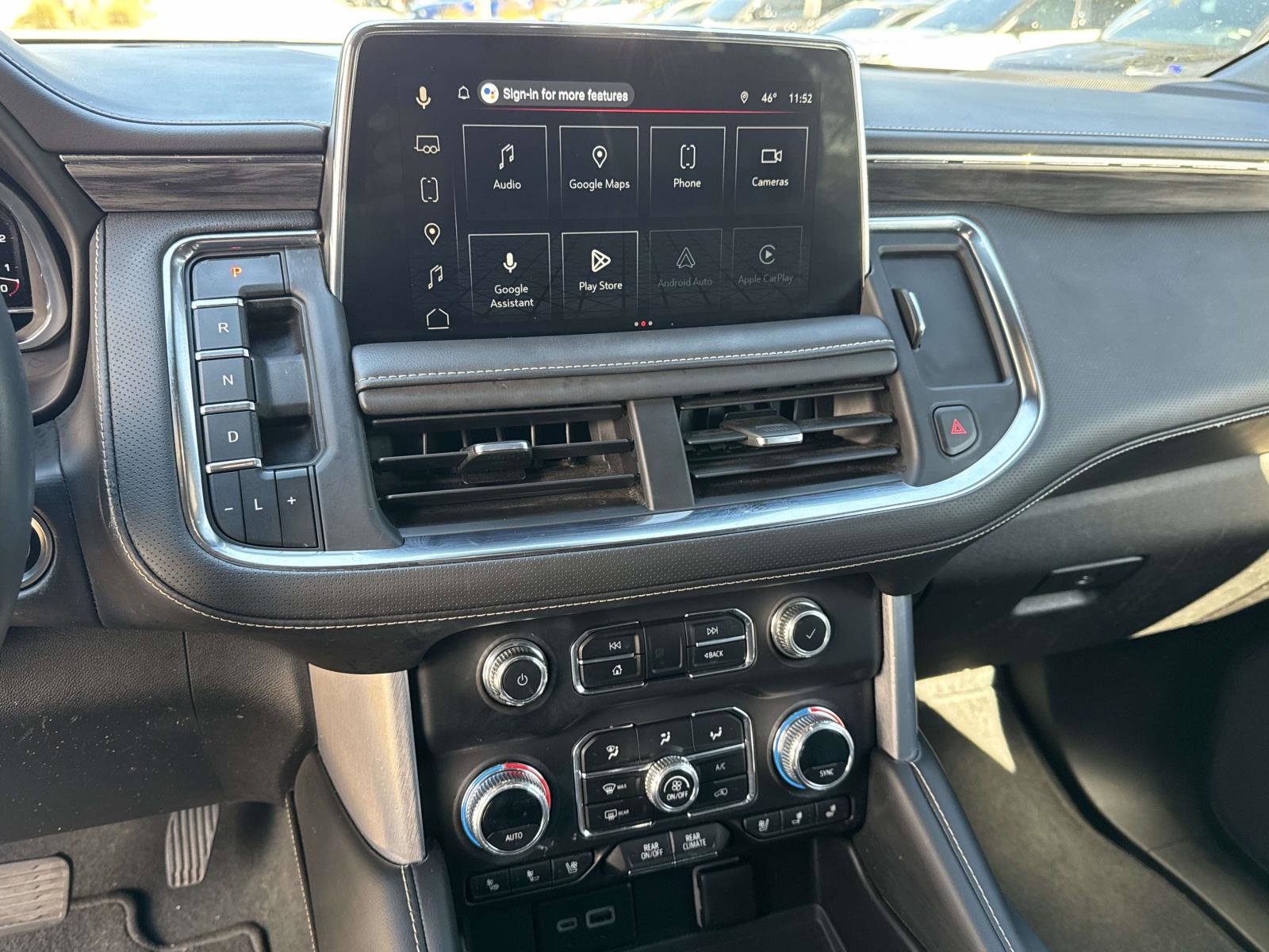 Used 2023 GMC Yukon SLT w/ SLT Luxury Package image 27