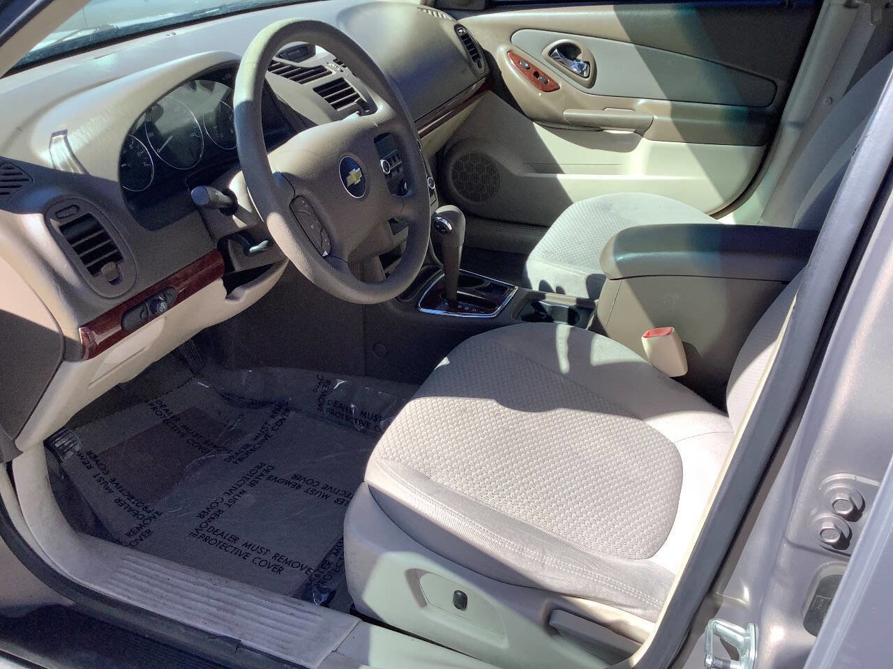 Used 2007 Chevrolet Malibu LS FWD image 24