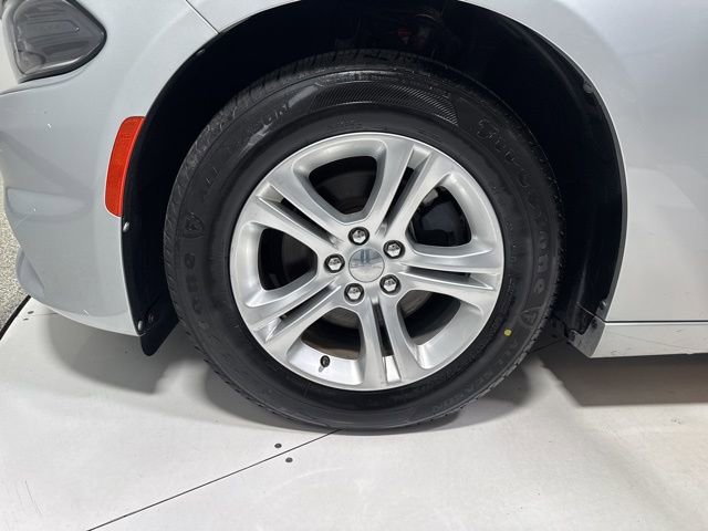 Used 2021 Dodge Charger SXT image 5