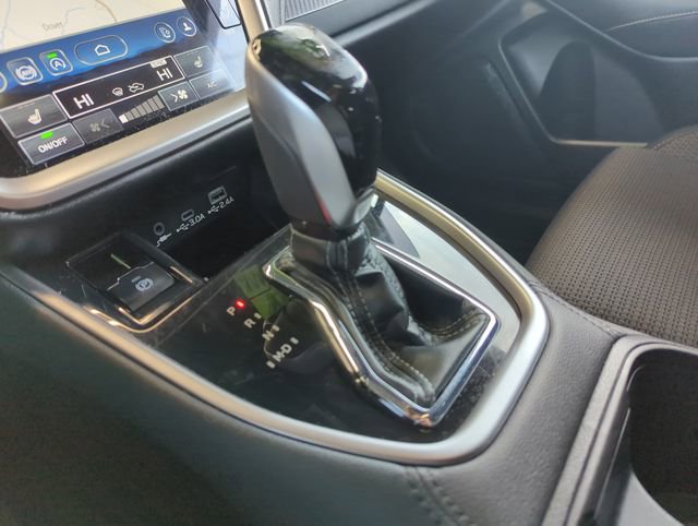 Used 2024 Subaru Outback Premium image 29