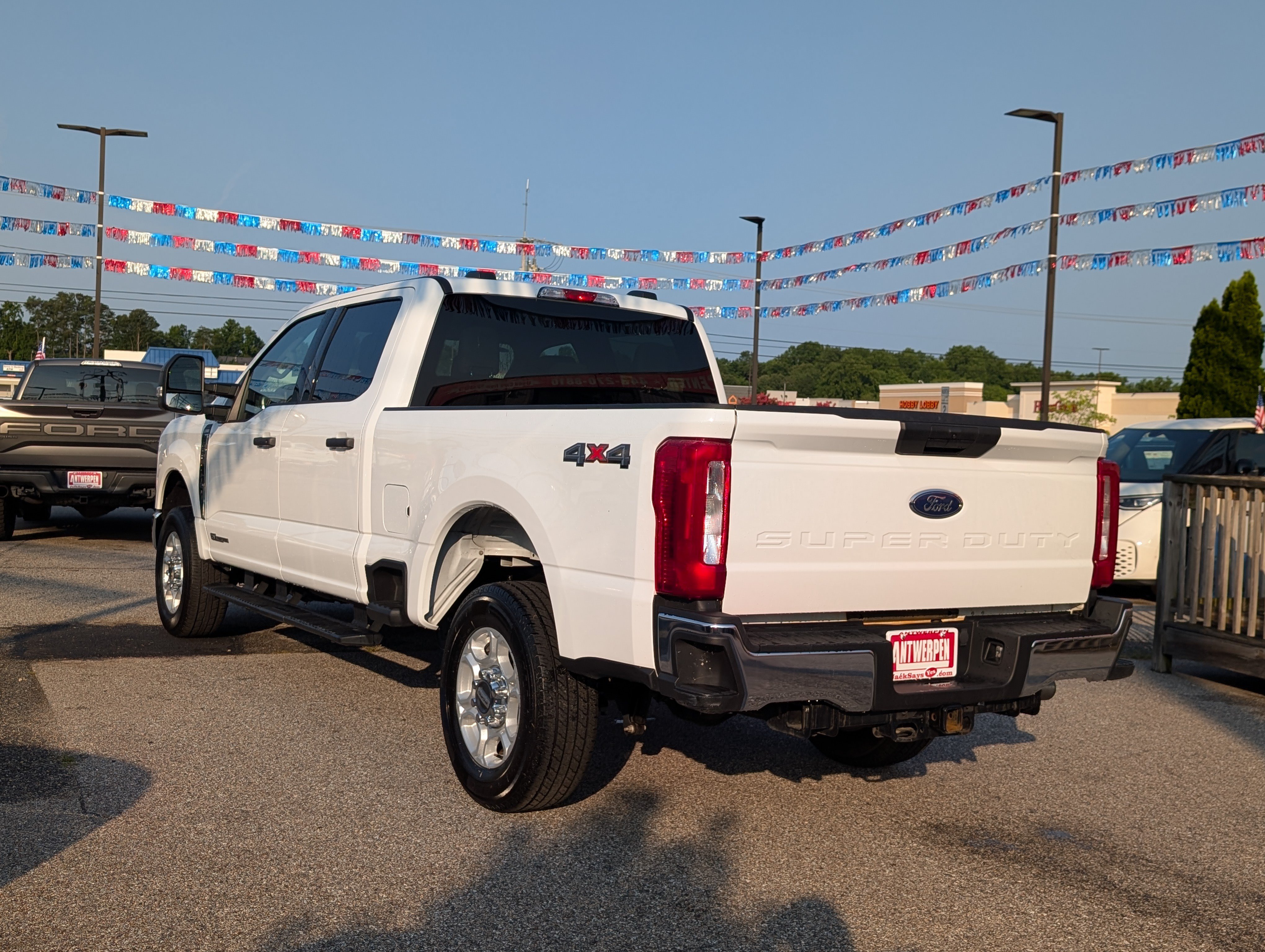 Used 2025 Ford F250 XLT AWD/4WD image 5