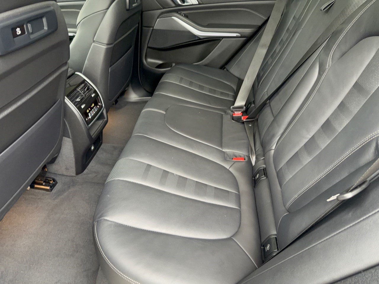 Used 2022 BMW X5 sDrive40i RWD image 25