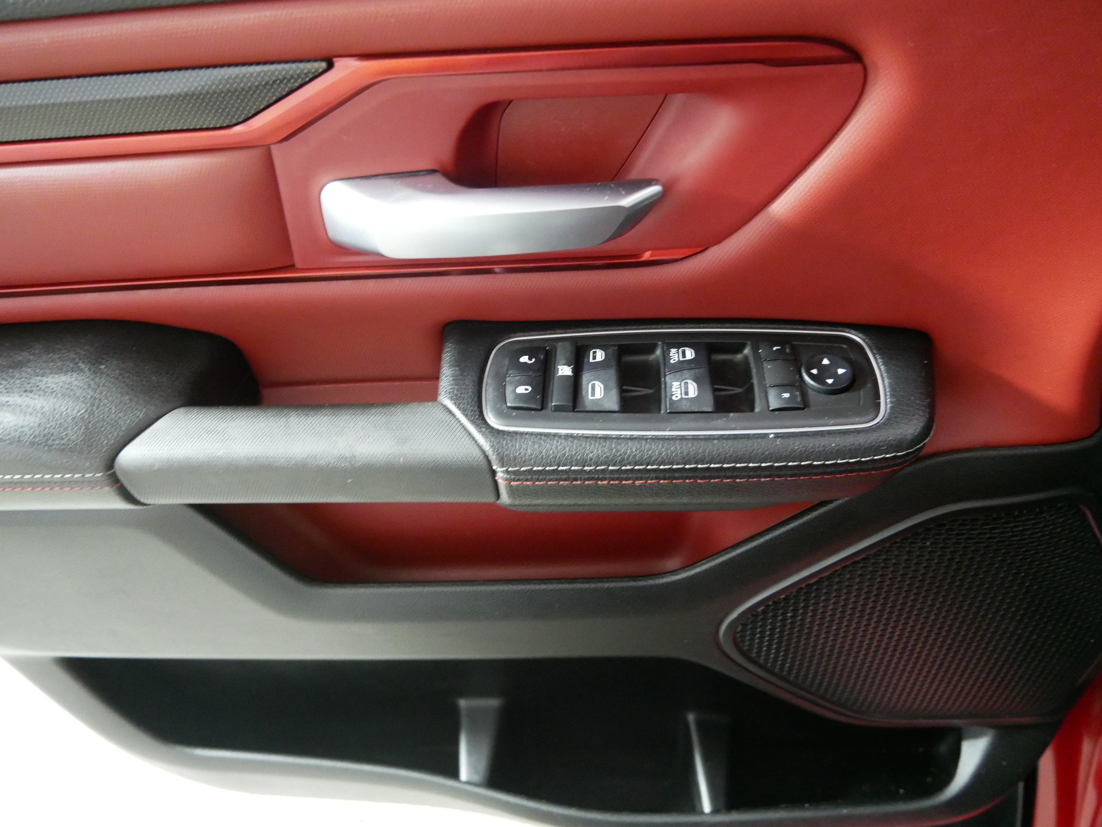 Used 2019 RAM 1500 Rebel w/ Rebel Level 2 Equipment Group AWD/4WD image 19