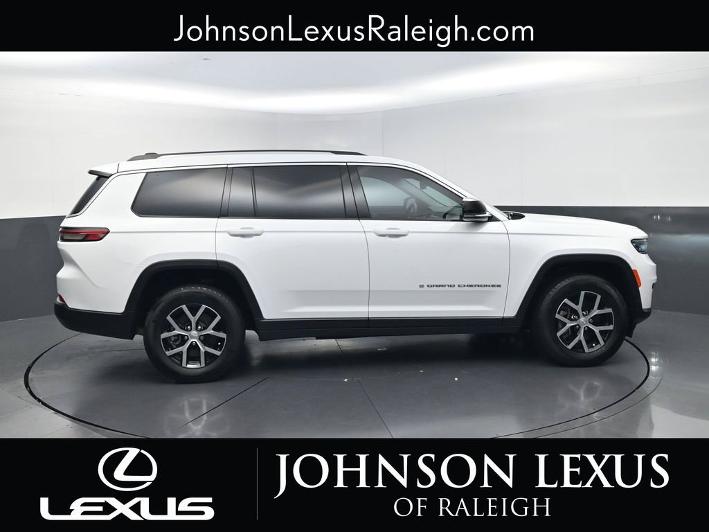 Used 2024 Jeep Grand Cherokee L Limited AWD/4WD image 6