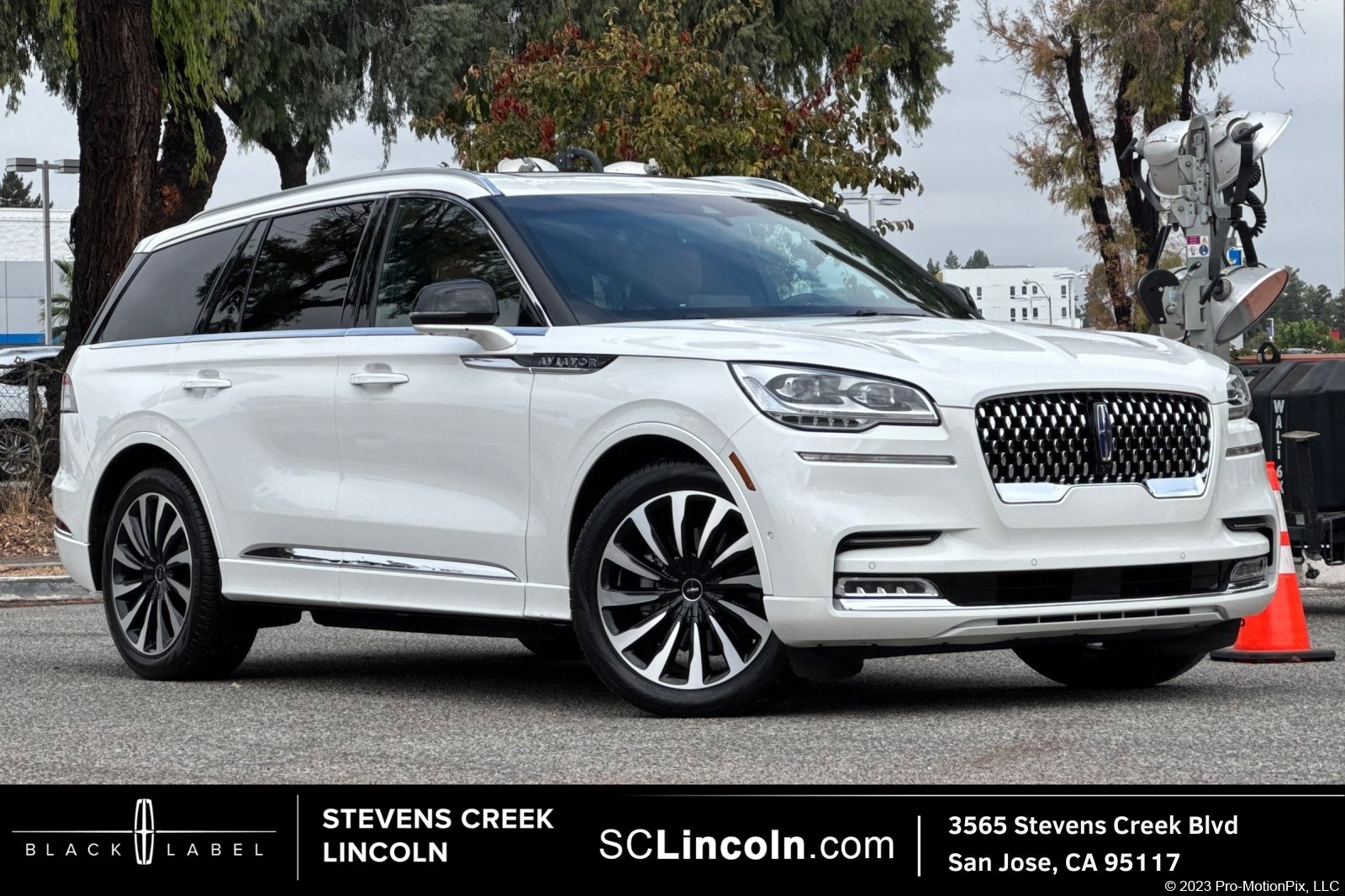 Used 2023 Lincoln Aviator Black Label Grand Touring w/ Class IV Trailer Tow Package