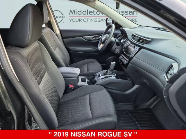 Used 2019 Nissan Rogue SV AWD/4WD image 35