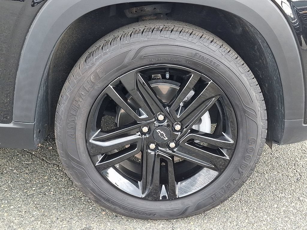 Certified 2024 Chevrolet Trax ACTIV w/ Driver Confidence Package FWD image 8