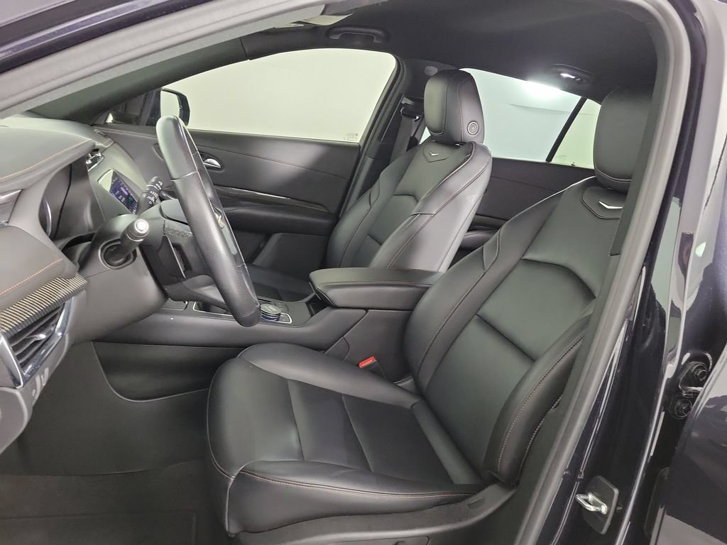 Used 2023 Cadillac XT4 Sport FWD image 17