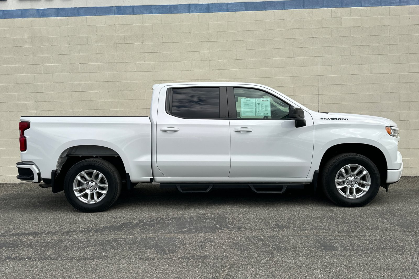 Certified 2024 Chevrolet Silverado 1500 RST w/ LPO, Dark Essentials Package RWD image 3