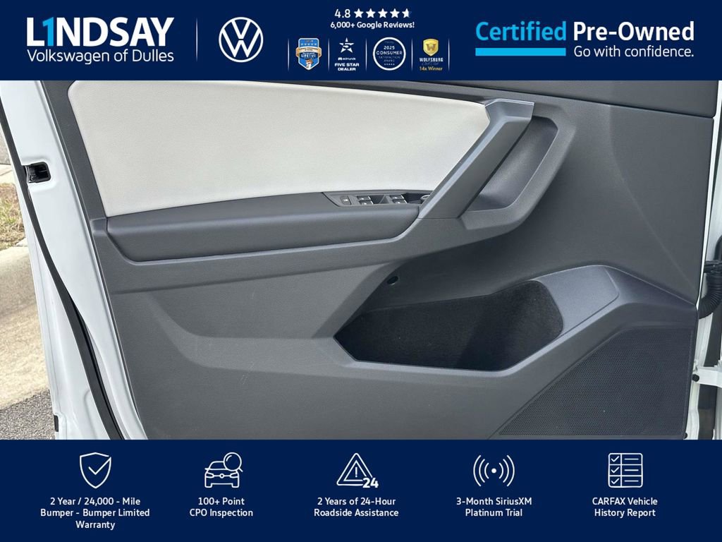 Used 2021 Volkswagen Tiguan SE R-Line image 9