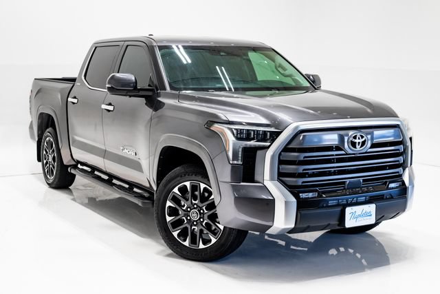 Used 2024 Toyota Tundra Limited AWD/4WD image 6