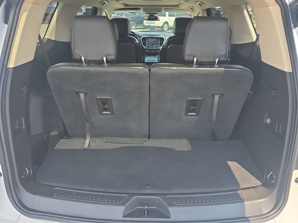 Used 2021 GMC Acadia Denali AWD/4WD image 15