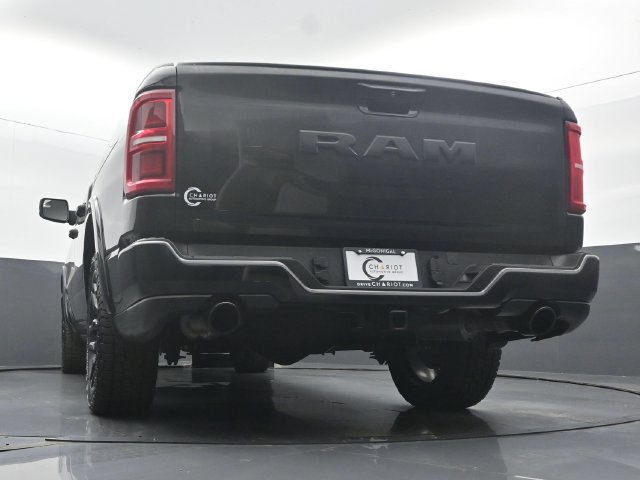 Used 2025 RAM 1500 Limited AWD/4WD image 43