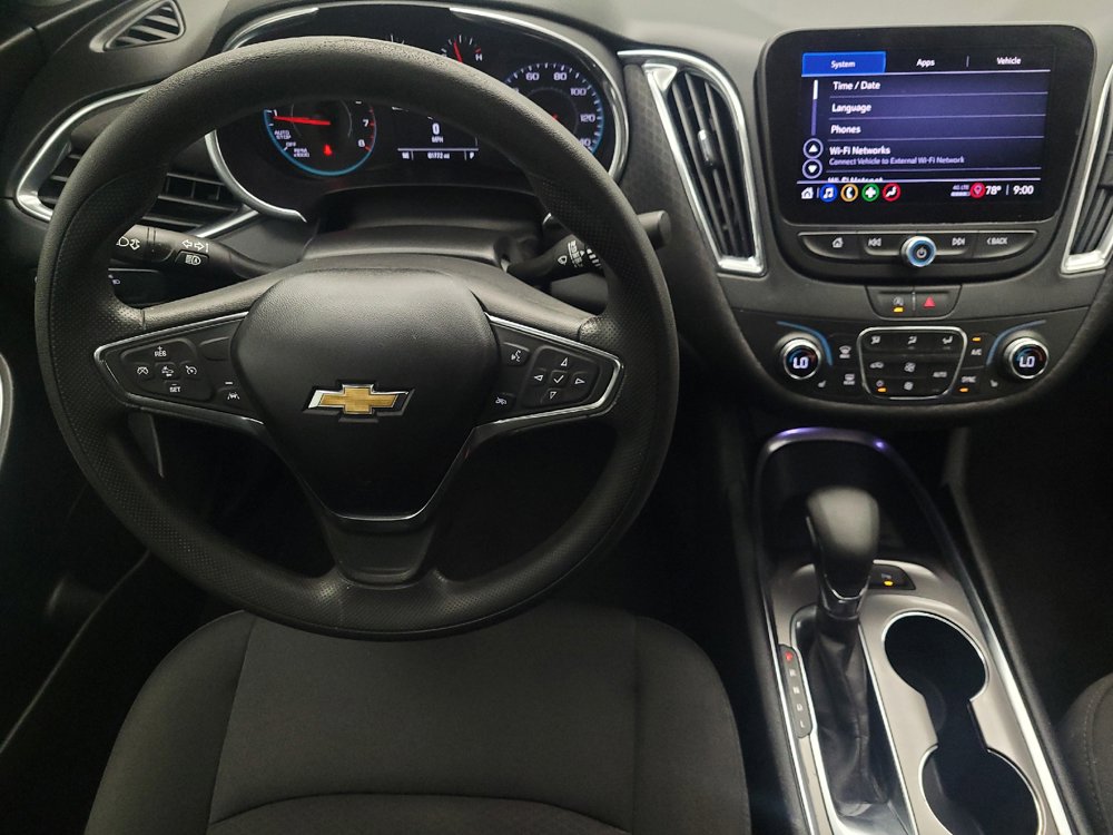 Used 2021 Chevrolet Malibu LT FWD image 22