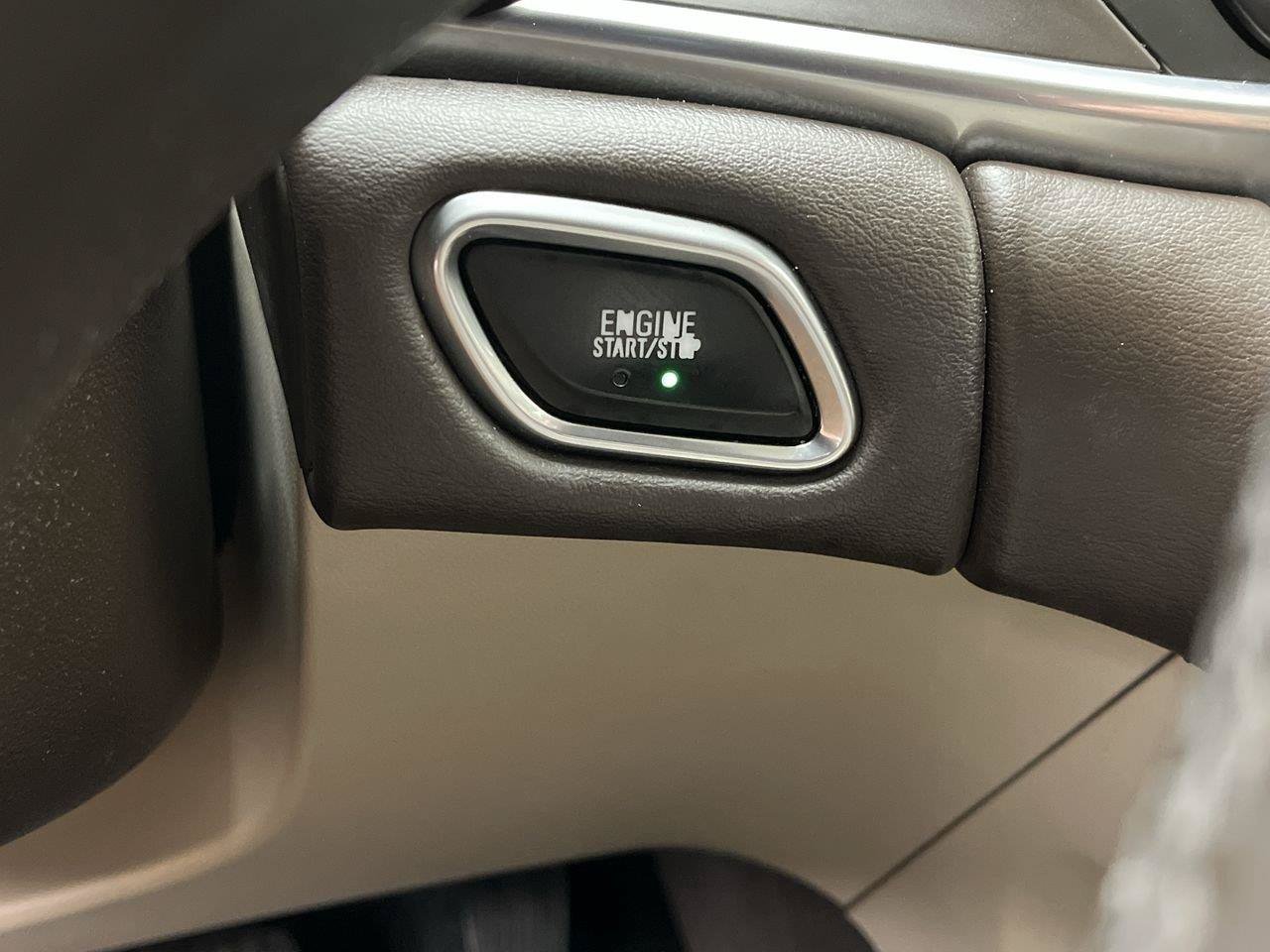 Used 2017 Buick LaCrosse Essence FWD image 19