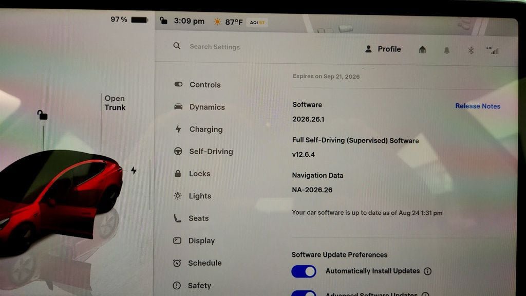 Used 2023 Tesla Model 3 Standard Range RWD image 18