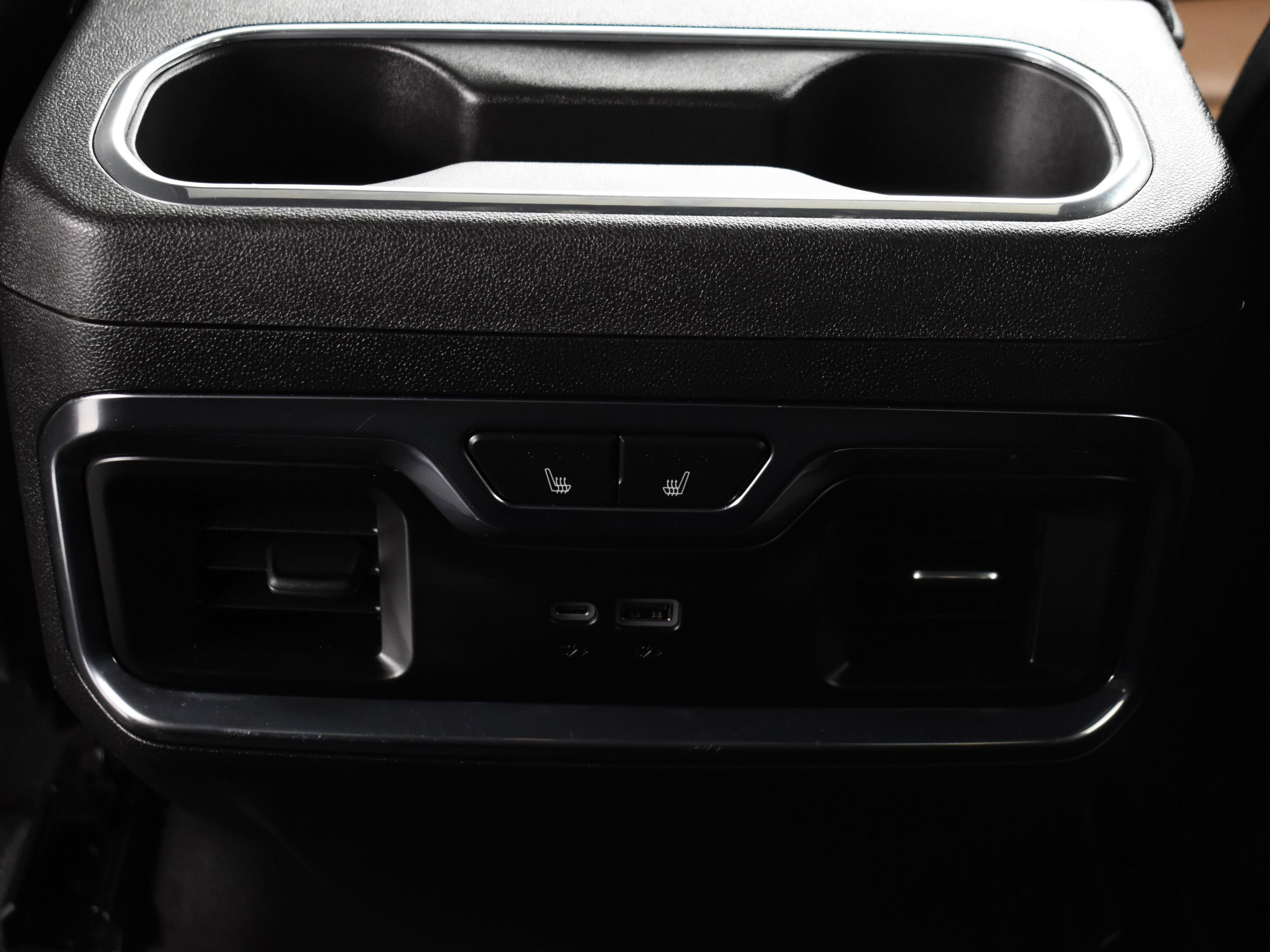 Used 2025 Chevrolet Silverado 2500 High Country w/ High Country Premium Package image 25