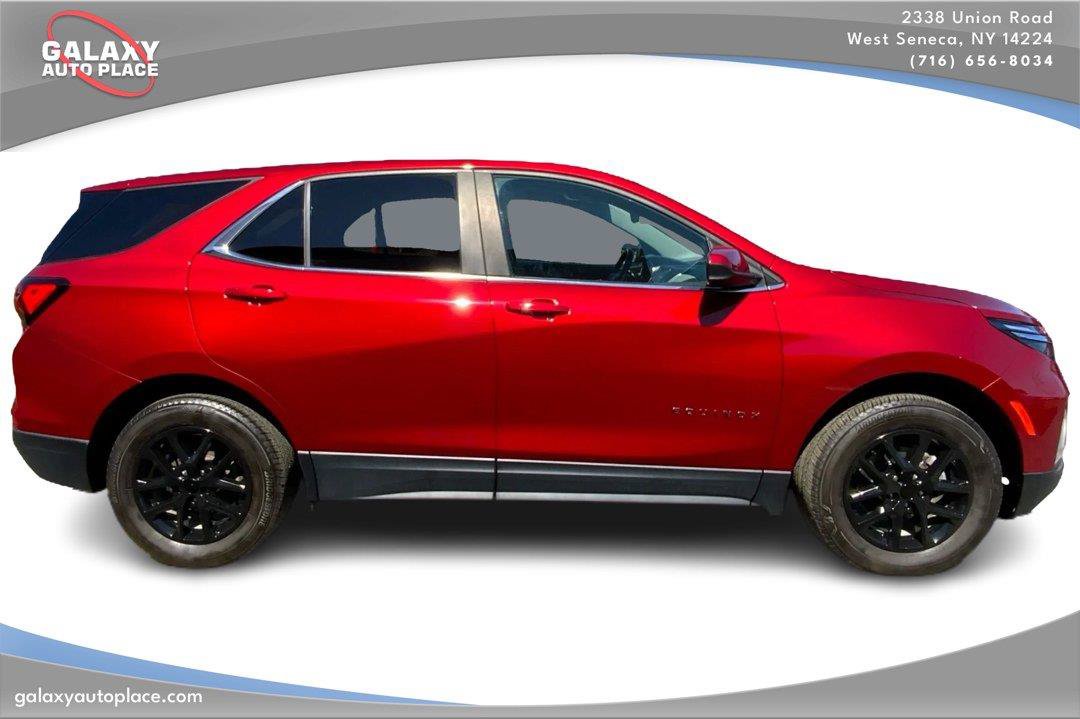 Used 2023 Chevrolet Equinox LT AWD/4WD image 4