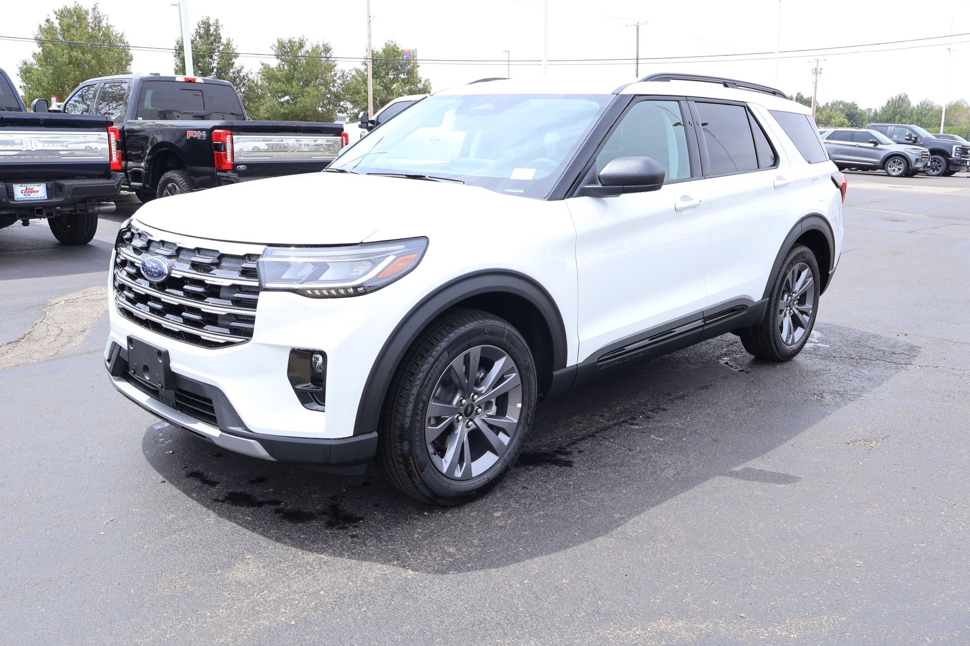 New 2026 Ford Explorer Active w/ Active Comfort Package AWD/4WD image 11