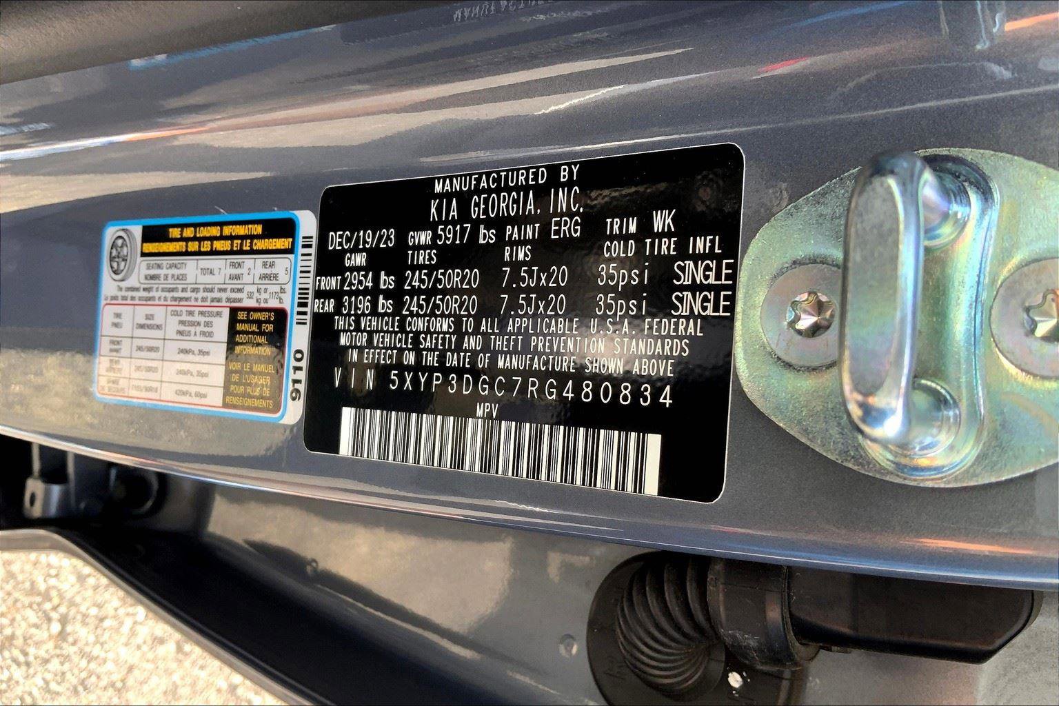 Used 2024 Kia Telluride EX w/ EX Captain's Chair Package image 33