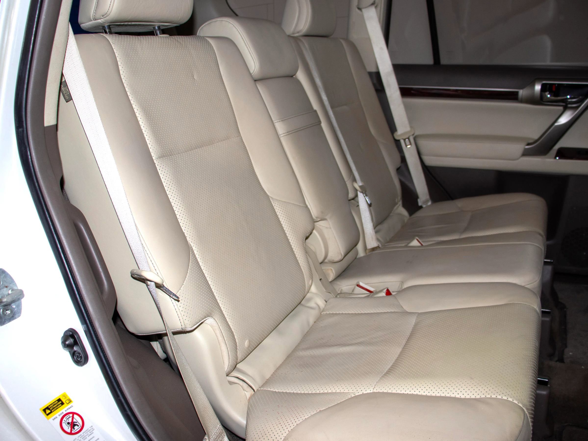 Used 2011 Lexus GX 460 image 16