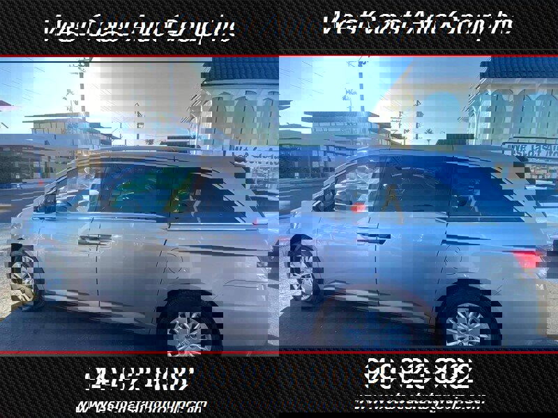 Used 2016 Honda Odyssey LX image 5