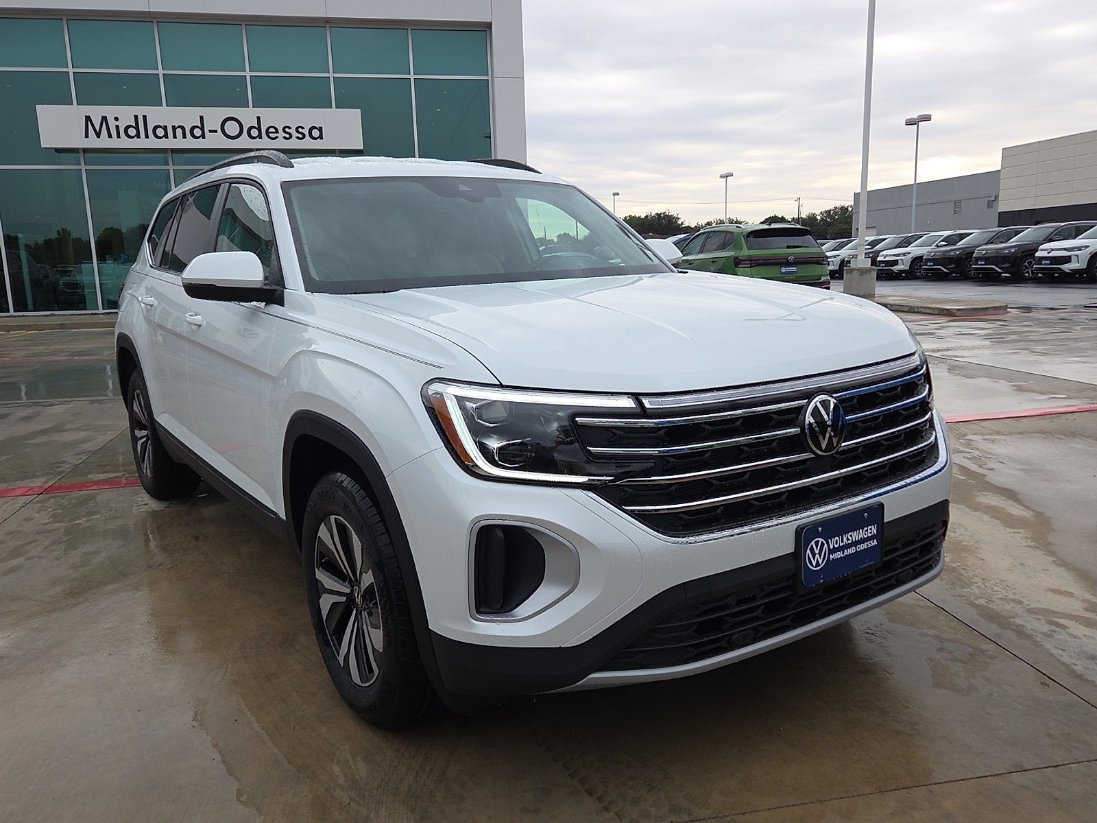 New 2026 Volkswagen Atlas SE