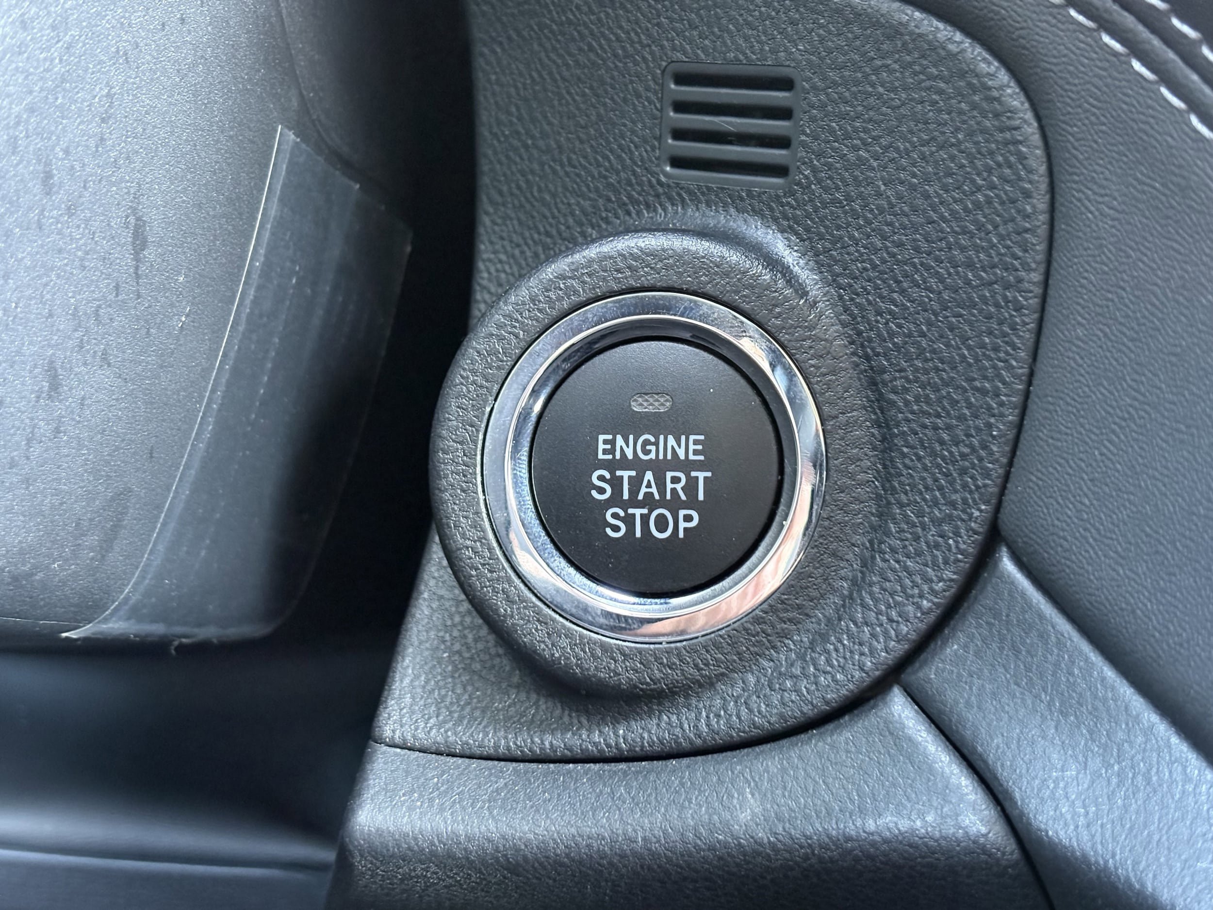 Used 2025 Subaru Outback Premium image 18