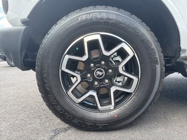 New 2025 Ford Bronco Outer Banks image 9