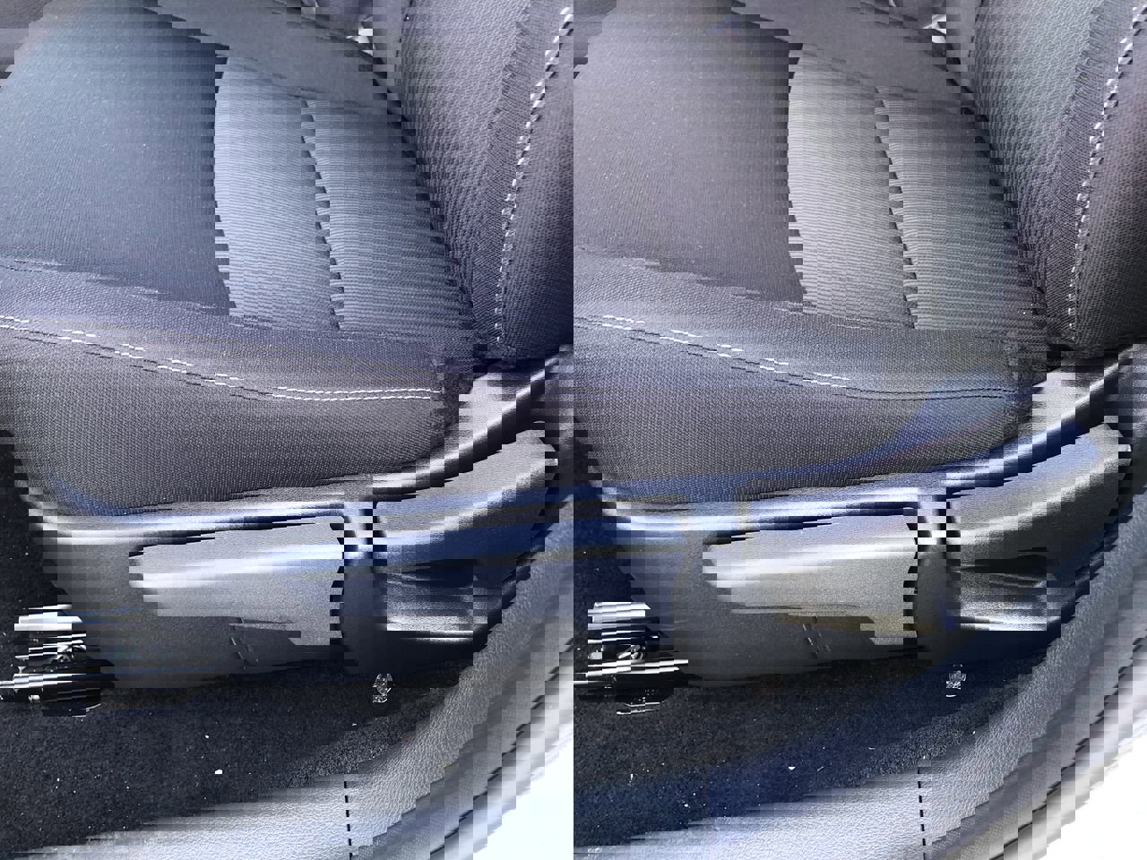 New 2025 Nissan Sentra SV w/ All-Weather Package image 23