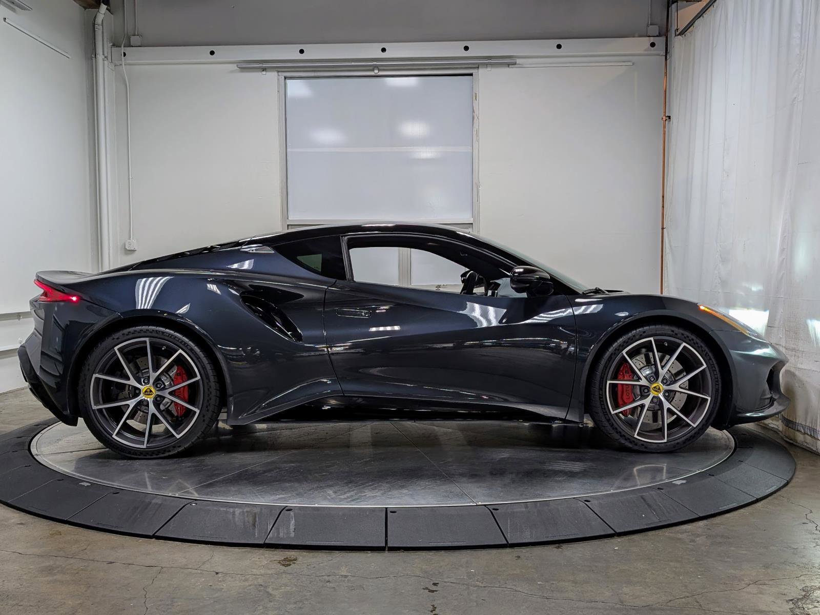 Used 2024 Lotus Emira First Edition image 9