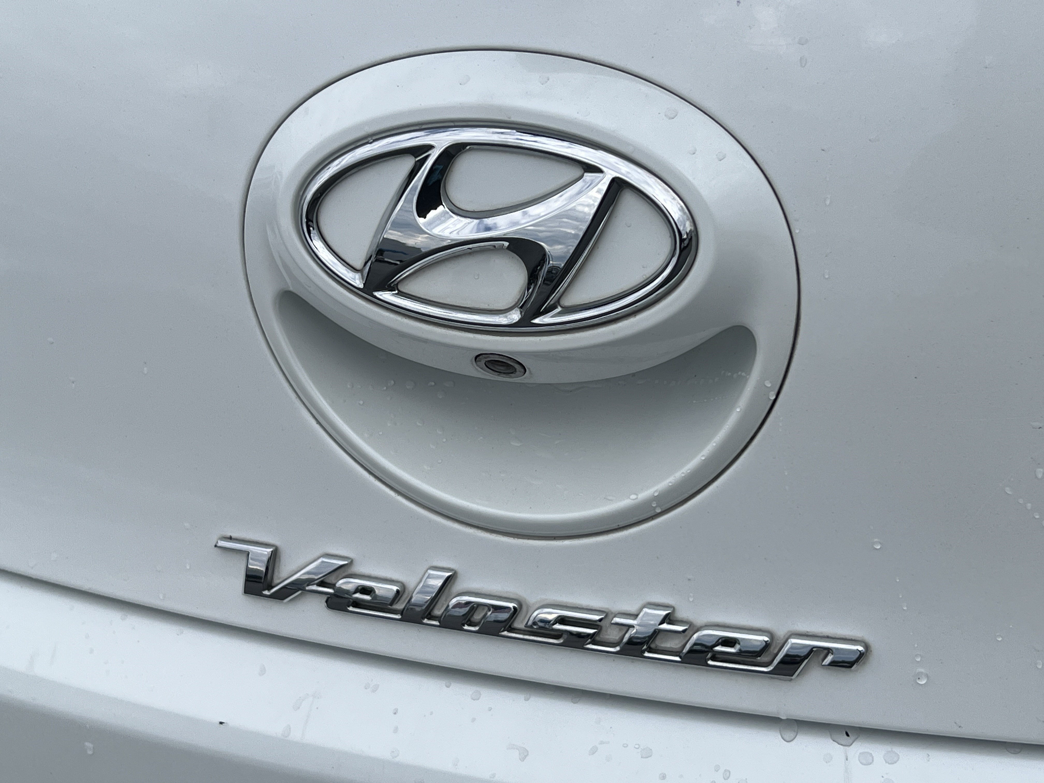 Used 2016 Hyundai Veloster Turbo FWD image 8