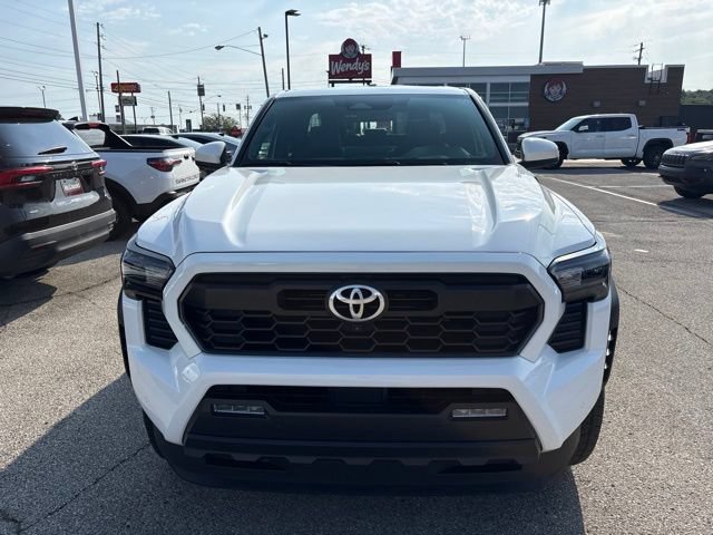 Used 2024 Toyota Tacoma TRD Off-Road w/ TRD Off Road Premium Package AWD/4WD image 2