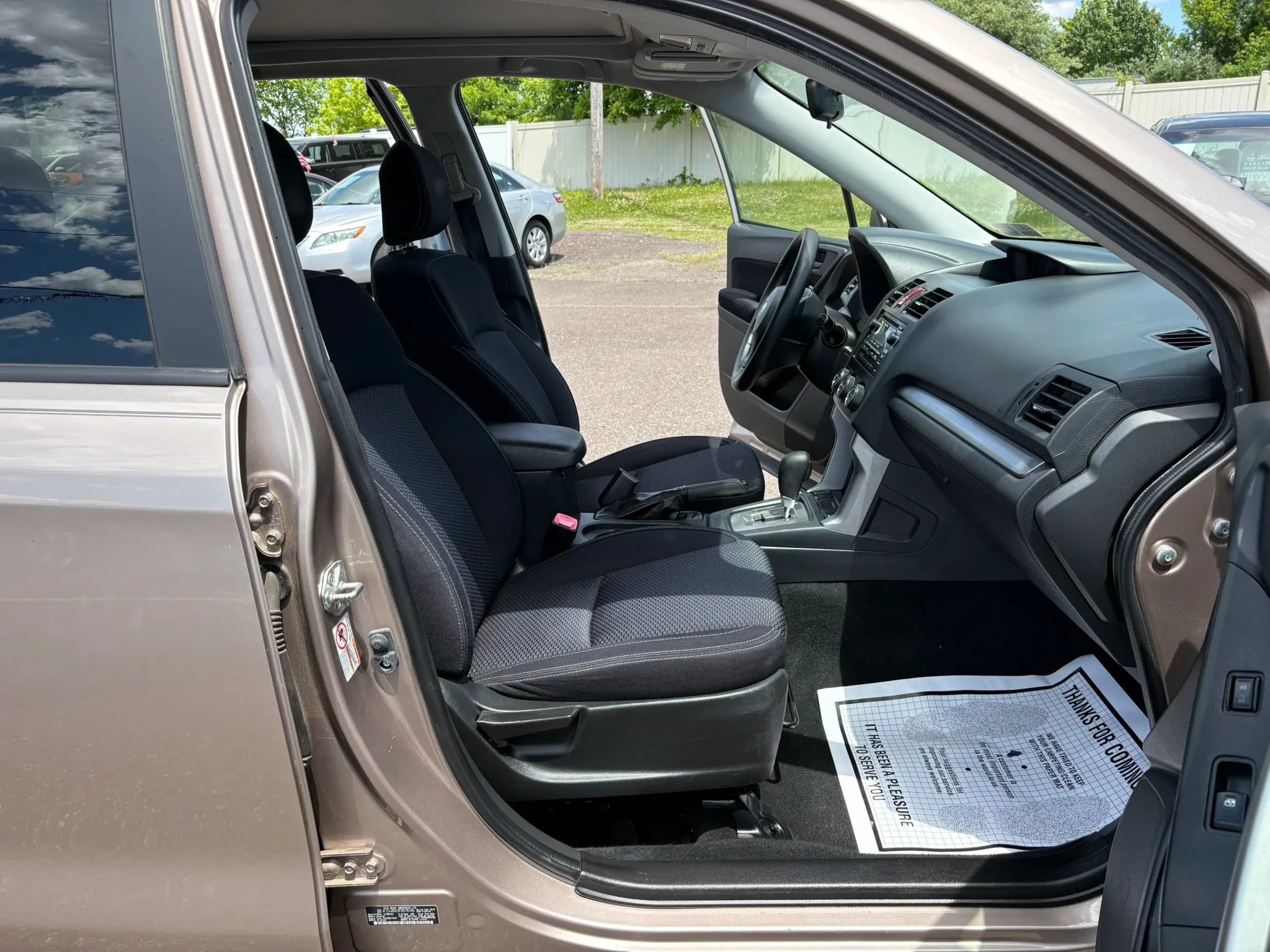 Used 2015 Subaru Forester 2.5i Premium w/ All-Weather Package AWD/4WD image 29