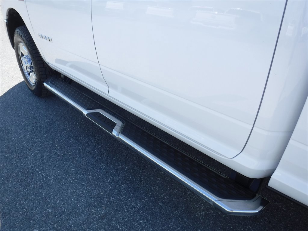 Used 2020 RAM 2500 Big Horn AWD/4WD image 9