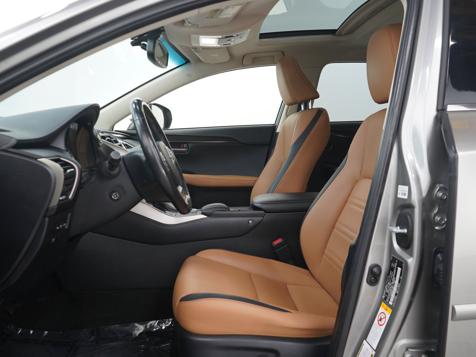 Used 2015 Lexus NX 200t AWD w/ Premium Package image 24