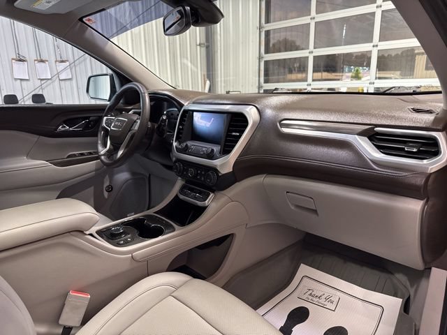 Used 2023 GMC Acadia SLT w/ Preferred Package AWD/4WD image 30