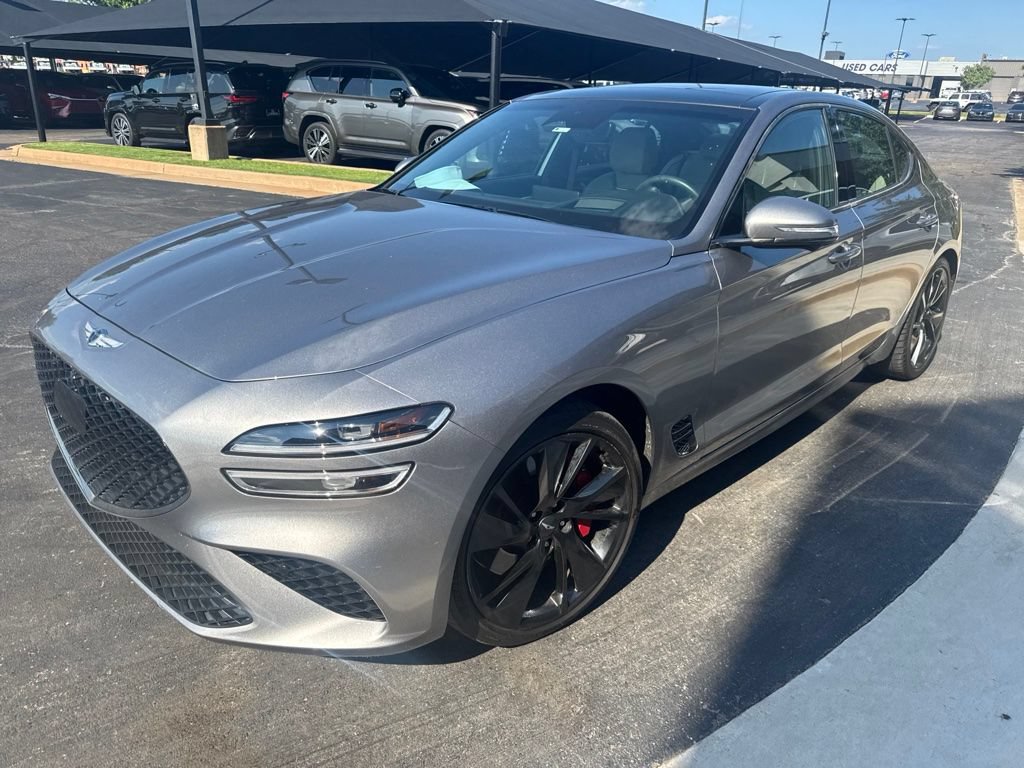 Used 2022 Genesis G70 3.3T RWD image 1