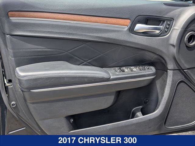 Used 2017 Chrysler 300 C Platinum w/ Safetytec Plus Group AWD/4WD image 10