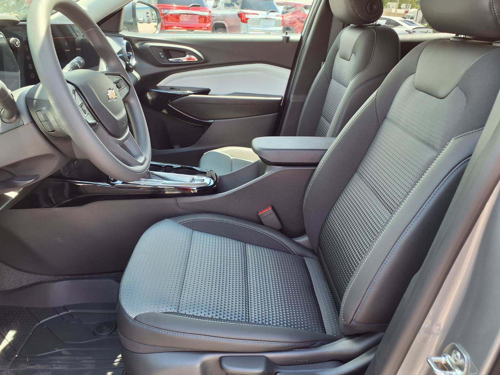 New 2026 Chevrolet Trax LT FWD image 12
