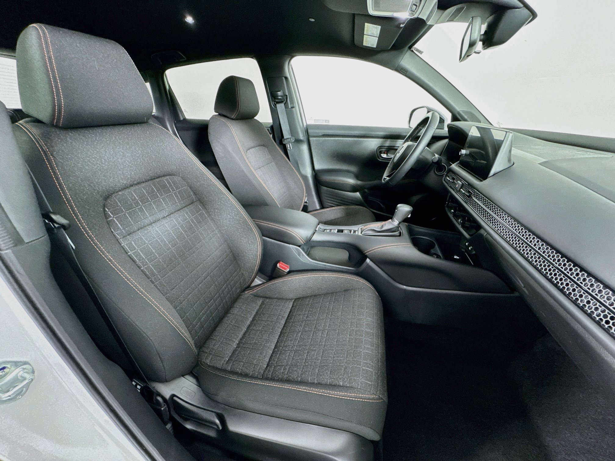 Certified 2026 Honda HR-V Sport image 26