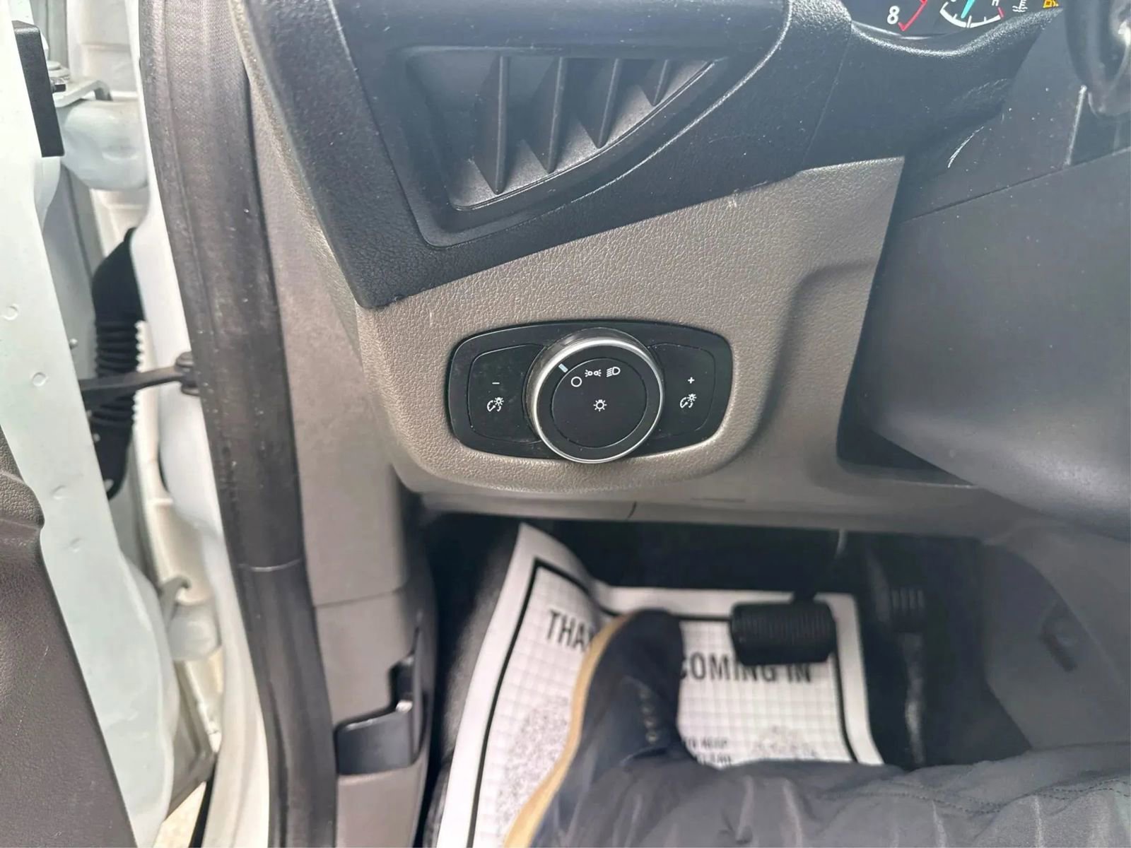 Used 2019 Ford Transit Connect XL image 17