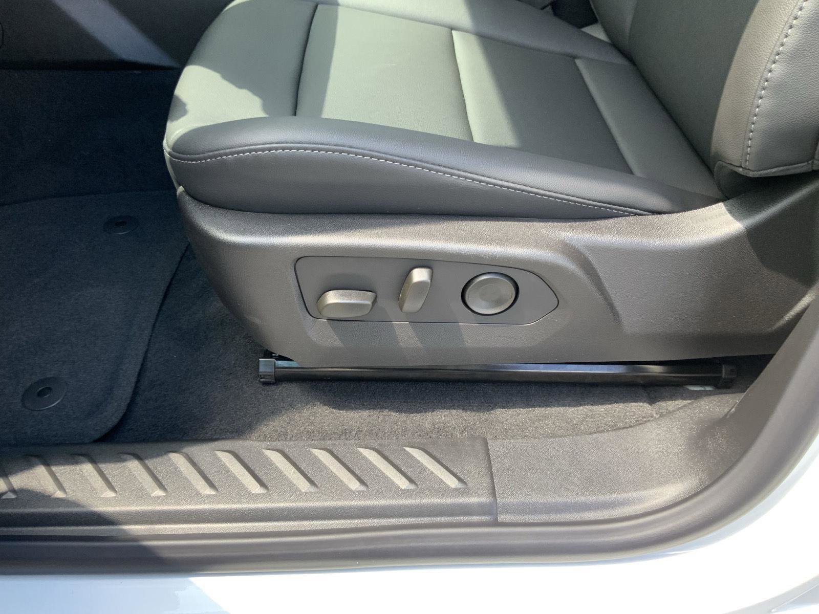 New 2026 Chevrolet Colorado LT w/ LT Convenience Package RWD image 27