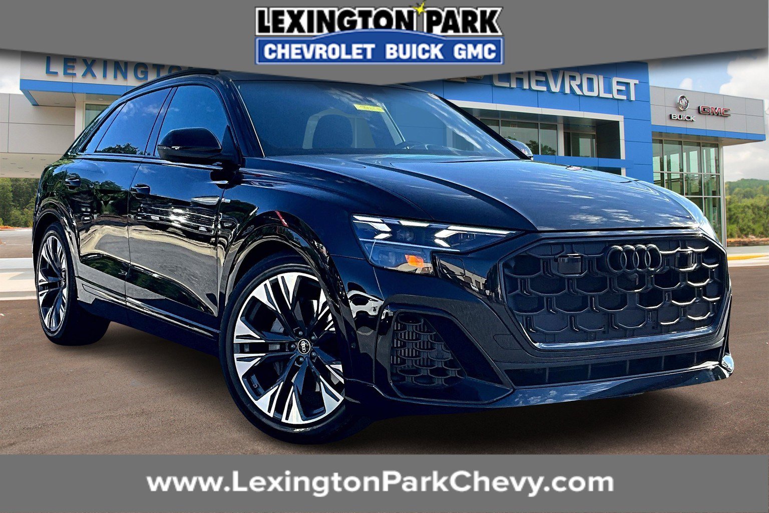 Used 2025 Audi Q8 Prestige w/ Prestige Package